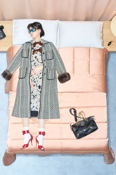 Look 17